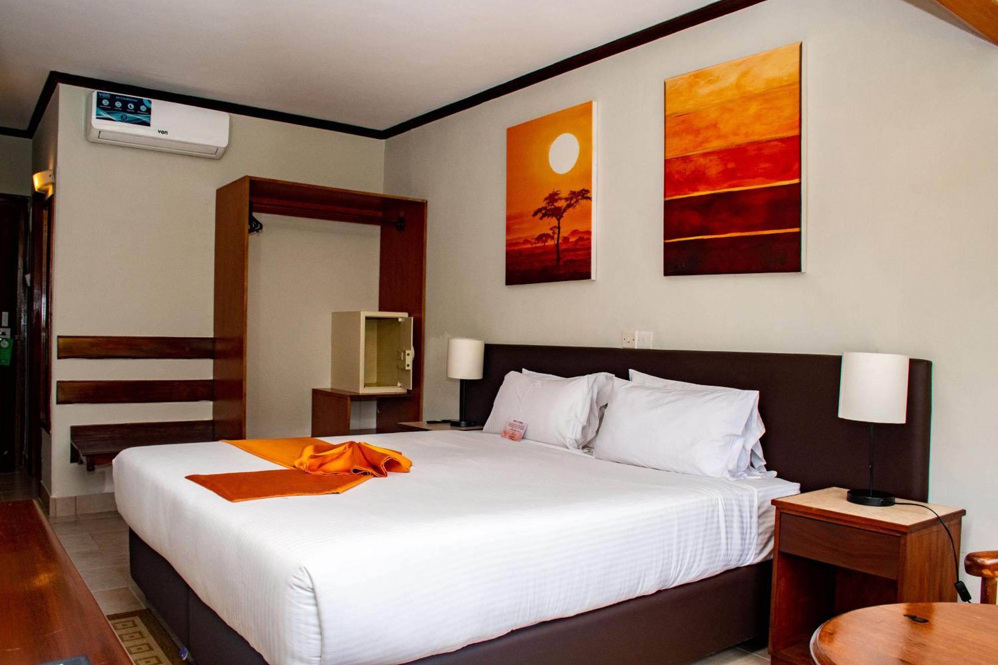 Hotel Boulevard Nairobi, City Centre Cbd Екстер'єр фото