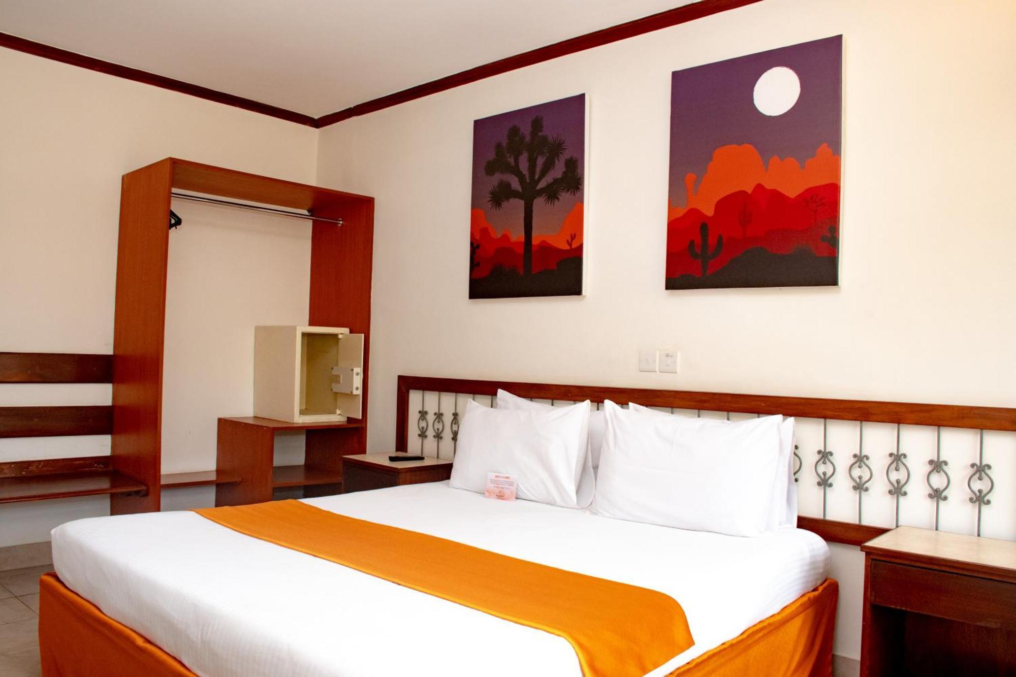 Hotel Boulevard Nairobi, City Centre Cbd Екстер'єр фото